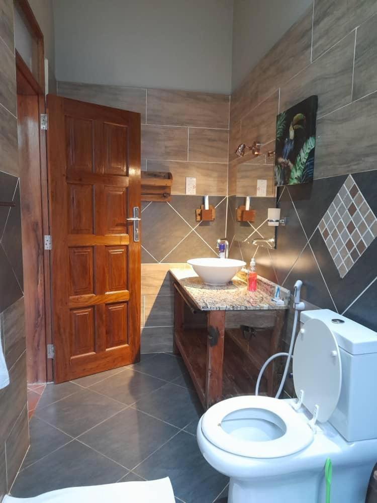 Kinga Homes Boutique Hotel 莫希 外观 照片